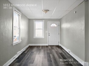 1012 Idlewood Ave in Carnegie, PA - Building Photo - Building Photo