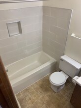 2018 N Sherman Ave in Madison, WI - Building Photo - Building Photo