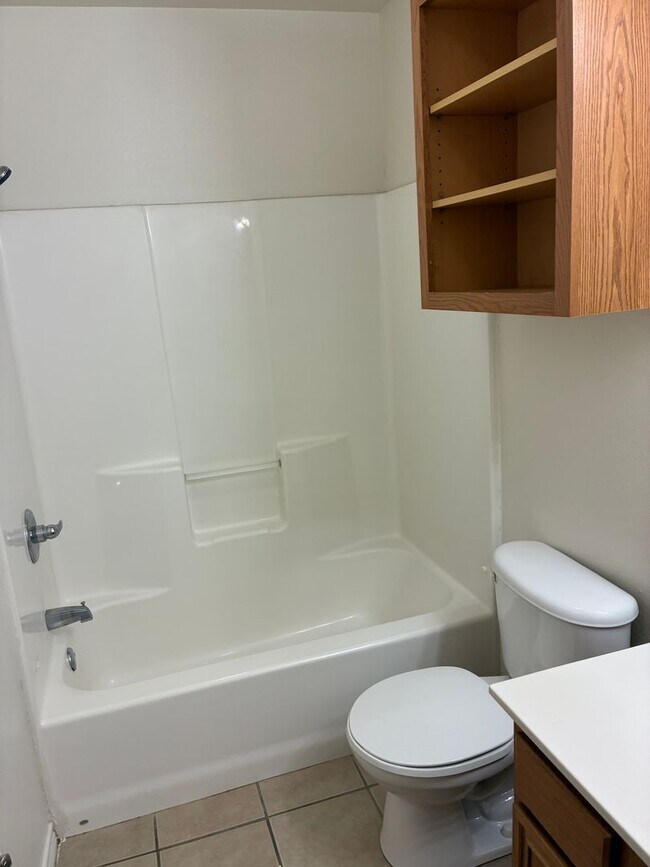 810 N Belmont Ave in Lubbock, TX - Building Photo - Building Photo