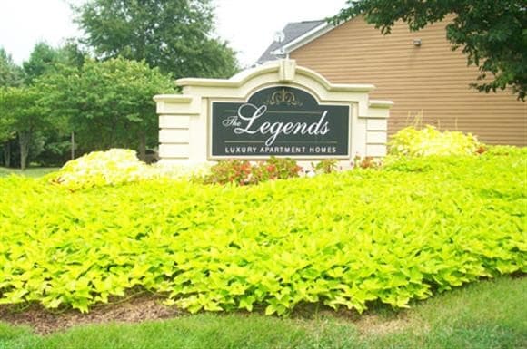 The Legends in Hickory, NC - Building Photo - Building Photo