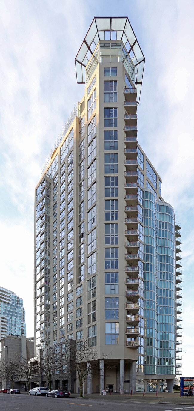 1000 Beach in Vancouver, BC - Building Photo - Building Photo