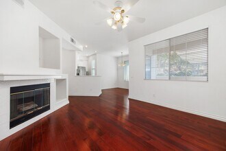 10728 Sabre Hill Dr in San Diego, CA - Building Photo - Building Photo