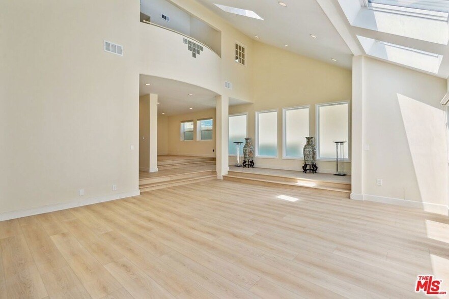 5131 Campo Rd in Los Angeles, CA - Foto de edificio