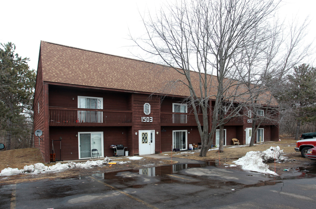 1503 15th Ave E in Menomonie, WI - Building Photo