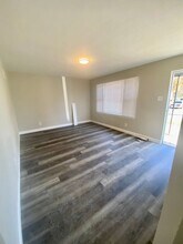 9863 Vickie Pl in St. Louis, MO - Building Photo - Building Photo