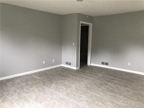 3152 Dove Ct-Unit -A in Snellville, GA - Building Photo - Building Photo