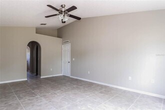 927 Cambridge Ct in Kissimmee, FL - Building Photo - Building Photo