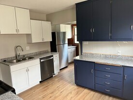 2332 N 63rd St, Unit Upper Unit in Wauwatosa, WI - Building Photo