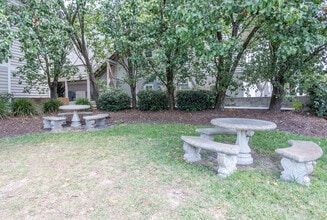 Riverview Apartments in Wilmington, NC - Building Photo - Building Photo