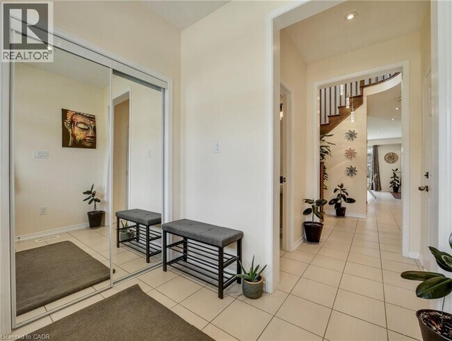 51 Cheevers Rd in Brantford, ON - Building Photo - Building Photo