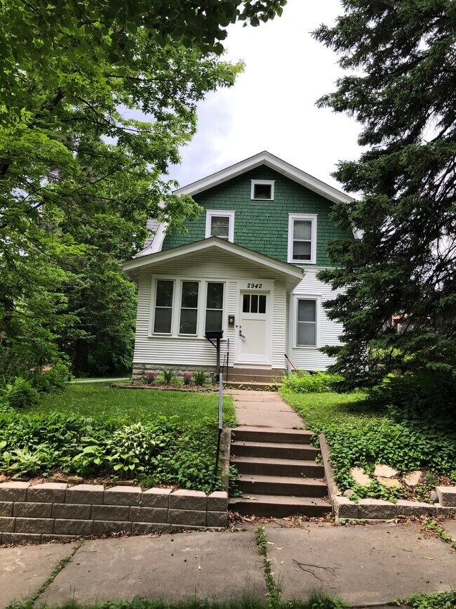 2942 Pierce St NE, Unit First Floor