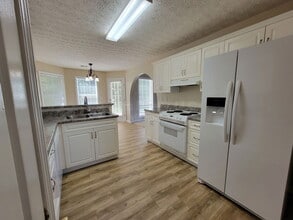 589 1st St in Lawrenceville, GA - Building Photo - Building Photo