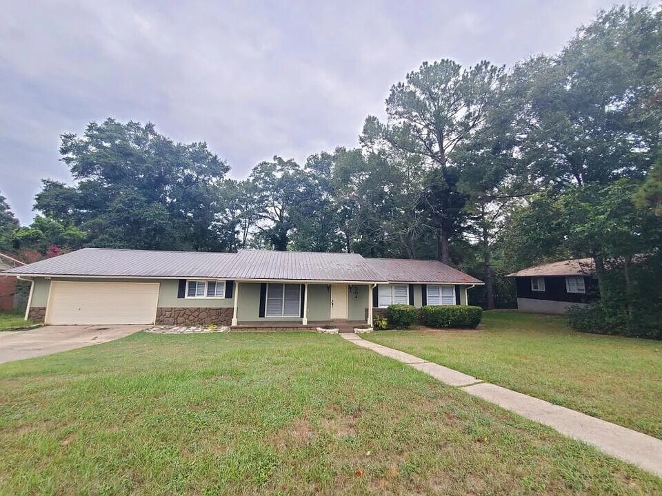 504 Robin Ln in Enterprise, AL - Building Photo
