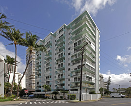 Makee 'Ailana in Honolulu, HI - Foto de edificio - Building Photo