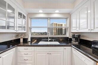 3310 S Ocean Blvd in Highland Beach, FL - Building Photo - Building Photo