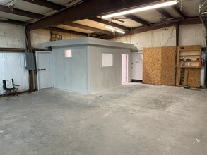 515 Sherman St in Conroe, TX - Building Photo - Building Photo