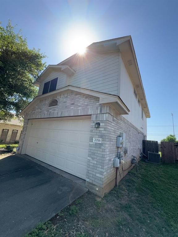 2016 Buckley Ln in Round Rock, TX - Building Photo - Building Photo