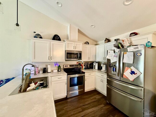 5899 Cedar Tree Dr in Milton, FL - Building Photo - Building Photo