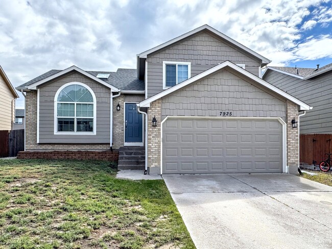 7925 Chancellor Dr in Colorado Springs, CO - Building Photo - Building Photo