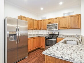 4300 Edgewater Blvd NE in Lacey, WA - Foto de edificio - Building Photo