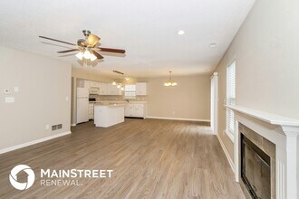 4124 Orchard Valley Ln in Indianapolis, IN - Foto de edificio - Building Photo