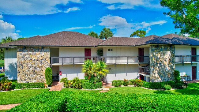 620 Greensward Ln in Delray Beach, FL - Building Photo - Building Photo