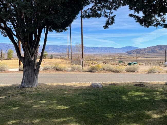 76 Virginia St in Bishop, CA - Building Photo - Building Photo