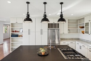 316 Humboldt Rd in Brisbane, CA - Building Photo