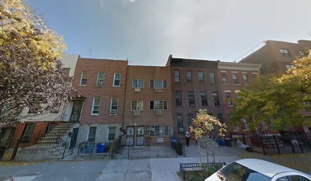 196 Eldert St in Brooklyn, NY - Building Photo - Primary Photo