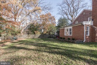 6007 Welborn Dr in Bethesda, MD - Building Photo - Building Photo