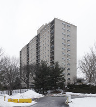 Executive House Apartments in Albany, NY - Building Photo - Building Photo