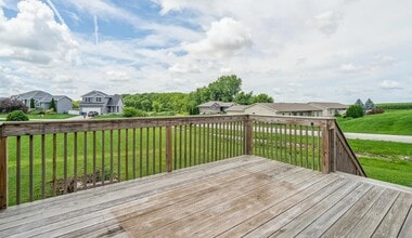 5508 Summerland Drive in Waterloo, IA - Building Photo - Building Photo