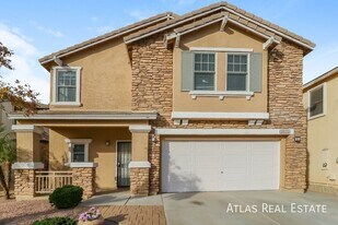 18124 W Lundberg St in Surprise, AZ - Building Photo