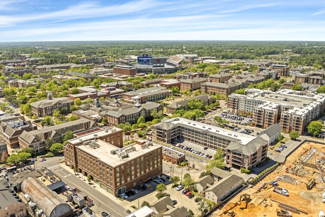 121 Wright St in Auburn, AL - Building Photo