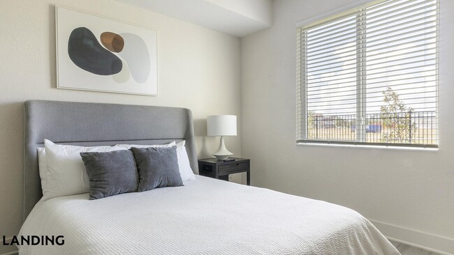 9650 52nd Ave E, Unit 1-102