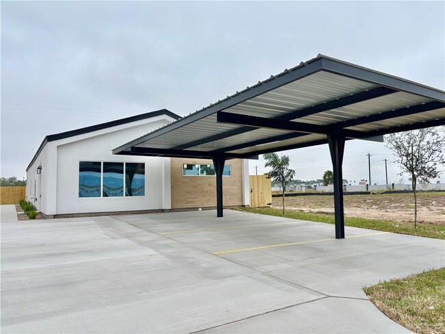 801 4th St in Weslaco, TX - Building Photo - Building Photo