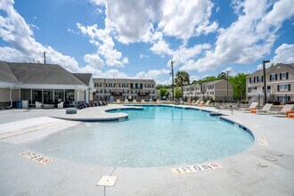 1051 Southern Dr in Columbia, SC - Building Photo - Building Photo