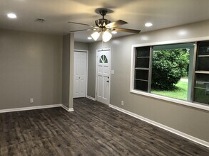 246 Tommy Ballard Rd in Oakdale, LA - Building Photo - Building Photo