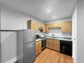 1001 St Paul St in Baltimore, MD - Building Photo - Building Photo