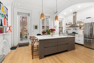 79 2nd Pl in Brooklyn, NY - Building Photo - Building Photo