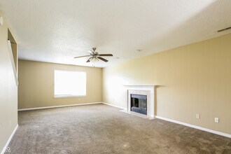 10313 Cadogan Dr in Indianapolis, IN - Building Photo - Building Photo