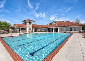 Renaissance at Peacher's Mill in Clarksville, TN - Building Photo