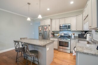 1 Camelia Ave in Concord, NH - Building Photo - Building Photo