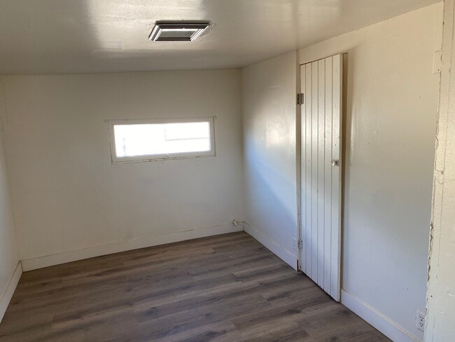 25573 Jasper Rd in Barstow, CA - Building Photo - Building Photo