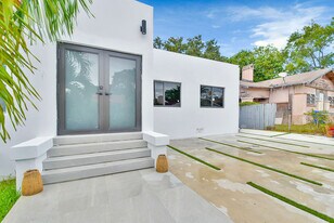 85 NW 47th St in Miami, FL - Building Photo