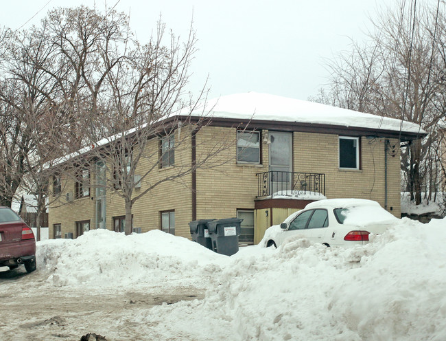 1350 Payne Ave in St. Paul, MN - Foto de edificio - Building Photo