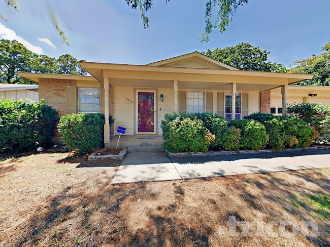 property at 2710 Jewell Dr