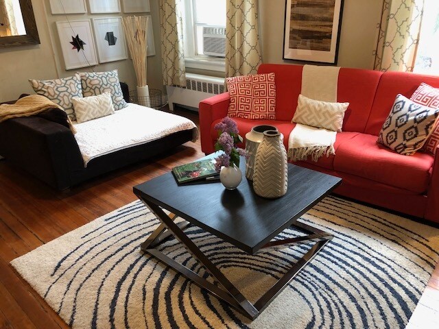 437 Hanover St, Unit 3D in Boston, MA - Foto de edificio - Building Photo