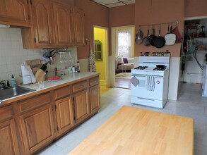 268 Broadway, Unit 1 in Cambridge, MA - Building Photo - Building Photo