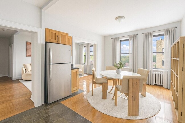 277 Harrison Ave in Jersey City, NJ - Foto de edificio - Building Photo